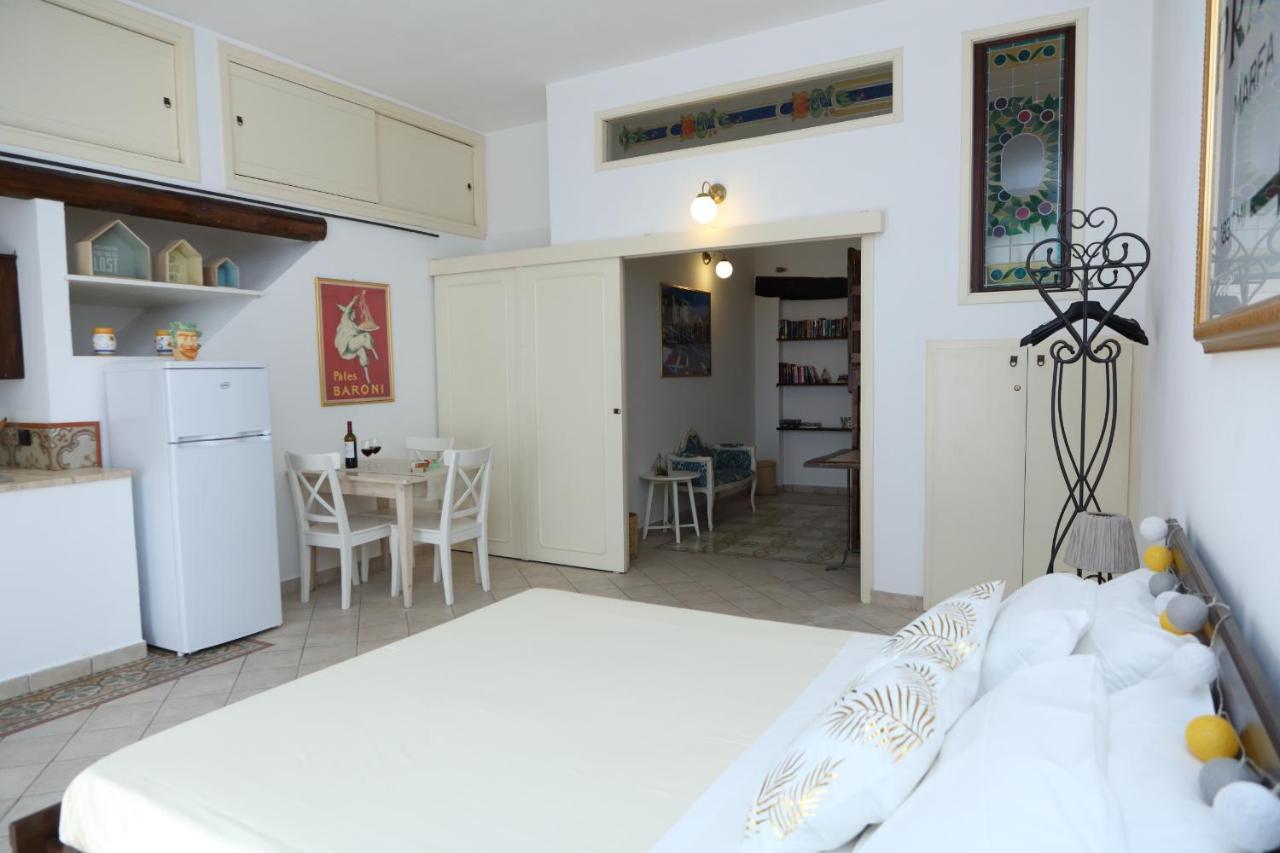Coastal Seaview Suite & Central Balcony Street View Studio Cefalu Exterior photo